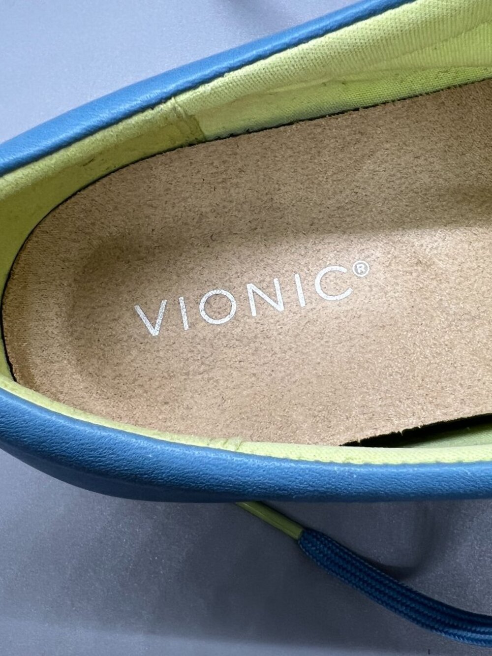Vionic Paisley Leather Low Top Sneakers Tennis Shoes Women's Size 9.5 M Sky Blue - Picture 8 of 12